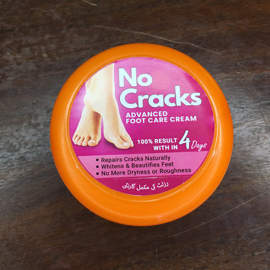 Nobel Organics No Cracks Foot Cream with natural ingredients – pedicure-like soft and shiny feet at home